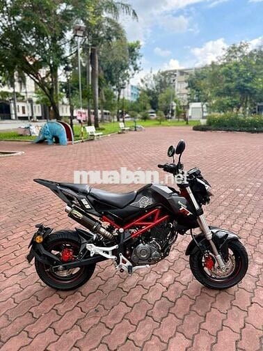 Moto Mini Benelli Tnt125