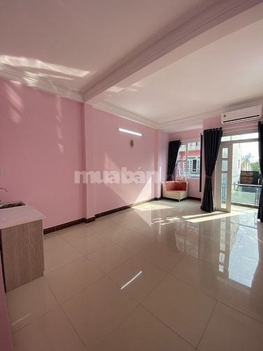 Cho thuê căn hộ dịch vụ nội thất cơ bản, giờ giấc thoải mái