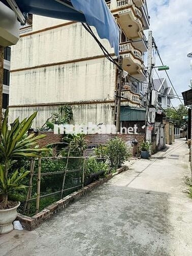 Bán đất Thạch Bàn - Mặt ngõ thông - ô tô qua - giá đầu tư