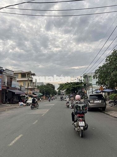 đất đẹp sắp thành 2 mặt tiền khu hành chính tỉnh mới