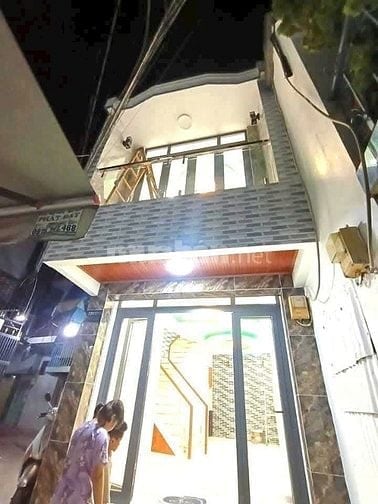 BÁN NHÀ ĐẸP, DỌN VÀO Ở NGAY, GIÁ 2 TỶ NHỈNH, GẦN CHỢ TRƯỜNG HỌC