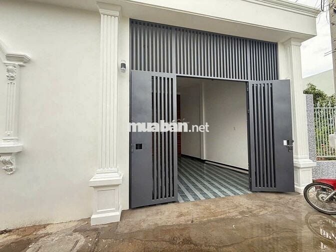 Bán nhà mới xây gần bệnh viện Nguyễn Đình Chiểu- Phường 6- Bến Tre