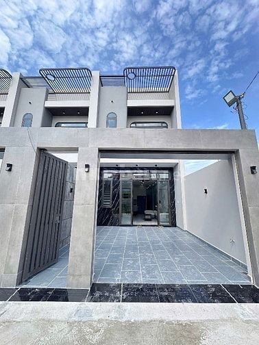 Bán nhà mới nằm trên đường Trịnh Như Khuê,xã Bình Chánh giá 1tỷ680tr.