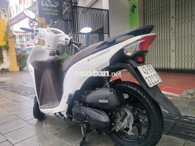 Cần bán Vision đk 2017