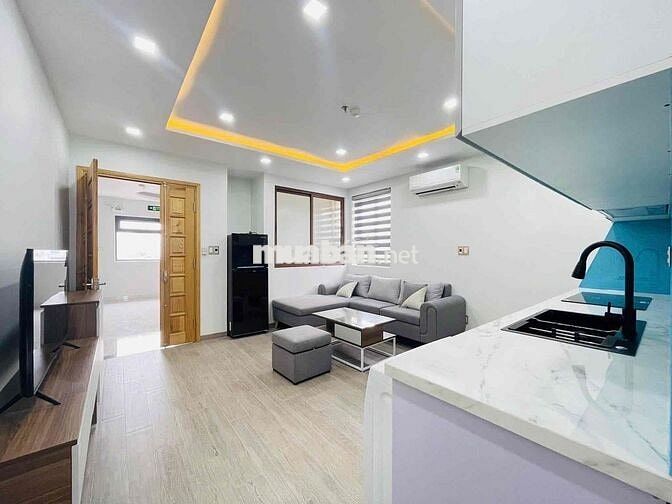 Cho thuê căn hộ 2 phòng ngủ ngay trung tâm thành phố