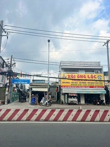 Nhà mặt tiền đường Huỳnh Tấn Phát căn góc 2 mặt tiền, 