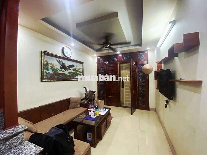 Cho thuê nhà ngọc thụy long biên 4p ngủ giá 9 triệu Điện nước giá dân