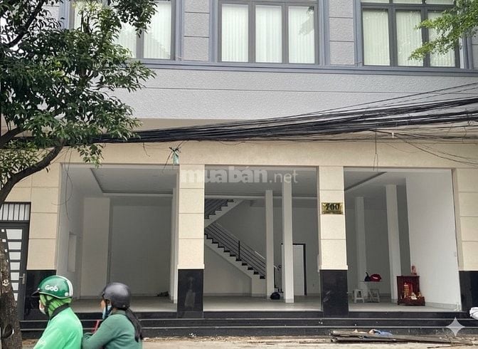 Bán nhà mặt tiền 550m², Đường Trường Chinh, P.Đông Hưng Thuận 