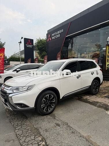 Mitsubishi Outlander 2020 2.0 CVT - 96300 km