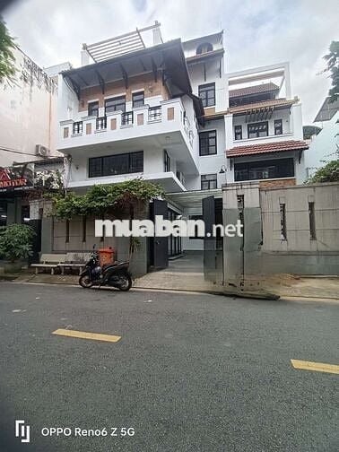 Cho thuê biệt thự giá rẻ 12 x 20 có 3 lầu 6pn 6wc sân thượng