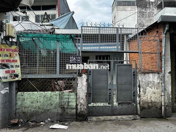 Nhà ở và kinh doanh sửa xe, bếp ăn, sản xuất kinh doanh, kho xưởng