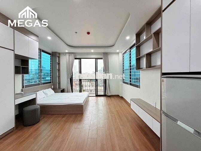 KHAI TRƯƠNG STUDIO BAN CÔNG SIÊU THOÁNG FULL ĐỒ NGAY VINCOM TÂY HỒ