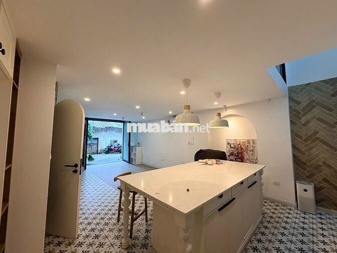 NHÀ ĐẸP  -  ĐẲNG CẤP 5 SAO - DIỆN TÍCH 55M2  -  ÂU CƠ