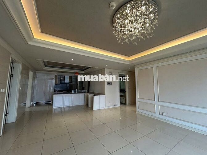 - Chủ gửi bán nhanh CH Cantavil HC BTH DT:154 3PN-2WC tầng cao căn góc