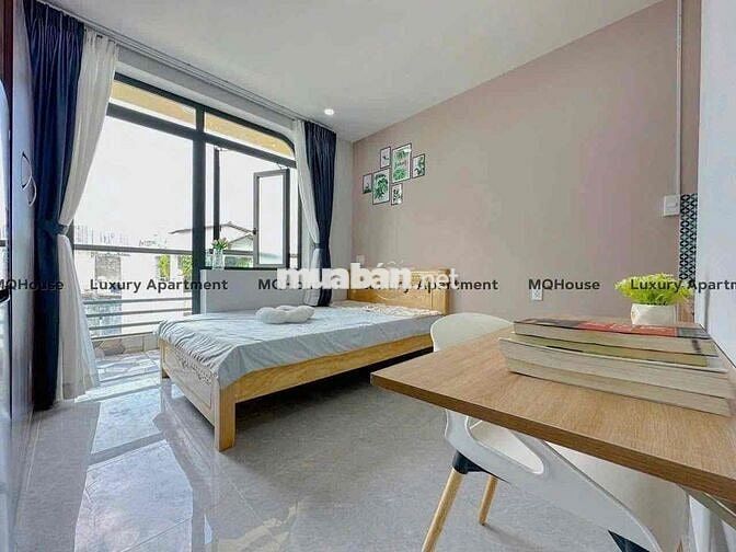 Căn hộ ban công máy giặt riêng full nội thất Nguyễn Tri Phương quận 10