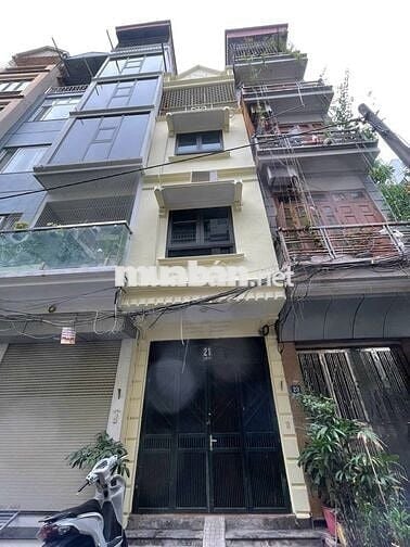 Cho thuê nhà 3 tầng 33m2,mt 3m.14 triệu/tháng.Ngõ 51 Lãng Yên,HBT,HN