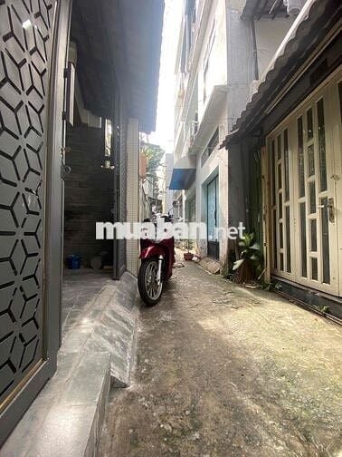 Nhà mới vào ở ngay, Khu Làng ốc Dương Bá Trạc,  Trệt, 1 Lầu, 2PN