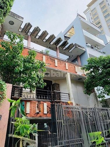 Chính chủ bán nhà đất hiếm - hẻm xe hơi DT 223m - giá 38 tỉ