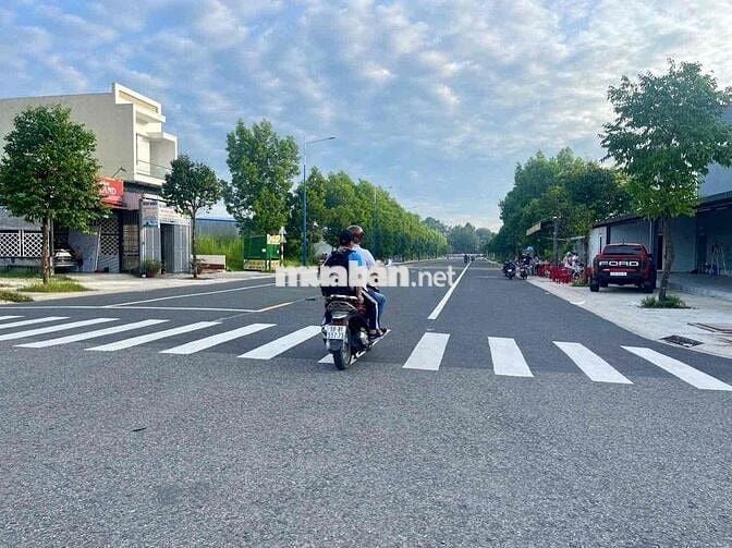 Bán đất tái định cư becamex . 650tr