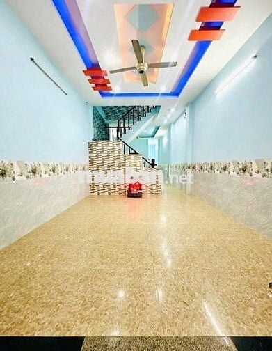 BÁN GẤP NHÀ MẶT TIỀN NGUYỄN THỊ CHẠY NGAY CHỢ TÂN LONG