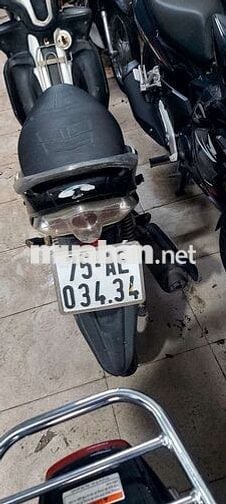 Cần bán xe grvita máy móc em ru giấy tờ đầy đủ