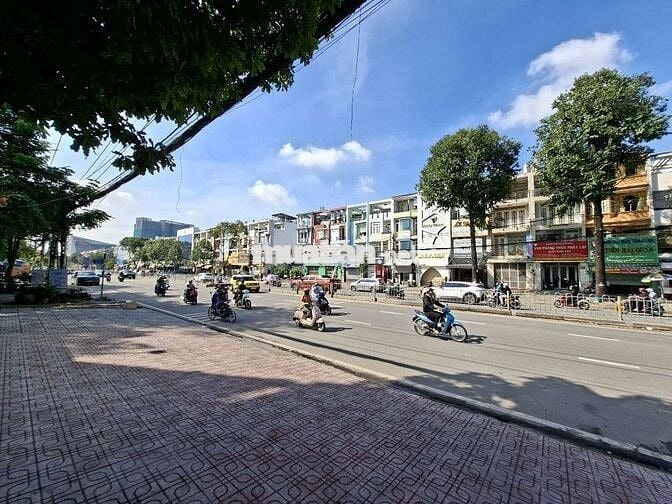 🧿BÁN NHANH MTKD TÊN LỬA ĐƯỜNG 60M🌿6x21m 5 Tầng KẾ AEON🌈🌈