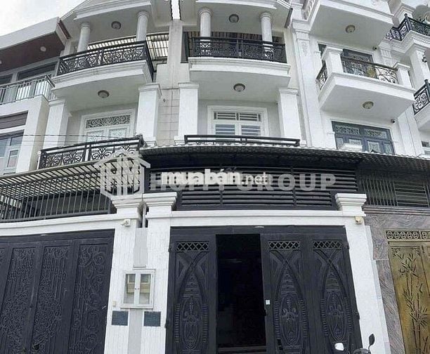 NHÀ 1T3L SÂN ĐẬU OTO NGAY CHỢ HIỆP BÌNH. SẴN MÁY LẠNH