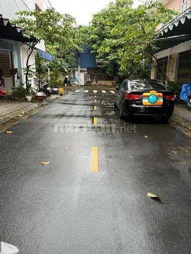 🍀 CHỈ CÒN VÀI CĂN MẶT TIỀN ĐƯỜNG 5,5m mà giá thì CHƯA TỚI 5 TỶ!!!