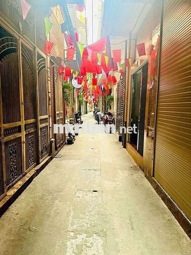 Cc bán nhà ngõ 169 Hoàng Mai, lô góc, 3 thoáng,5 phòng ngủ, mt 4m,7 tỷ