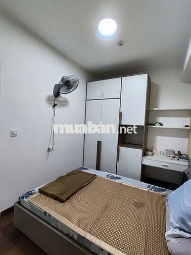 CHO THUE GẤP CĂN HỘ SAIGON MIA NHÀ TRỐNG 66M2 GIÁ 14 TR