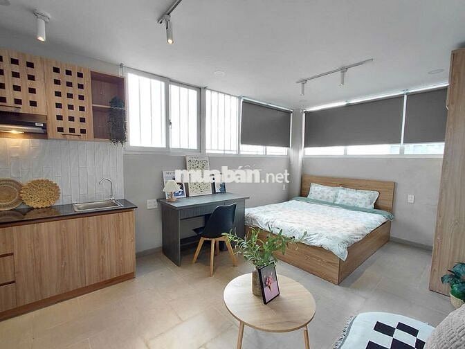 PHÒNG FULL NỘI THẤT CỬA SỔ LỚN GẦN CHỢ BÀ CHIỄU GIÁP Q1 PHÚ NHUẬN