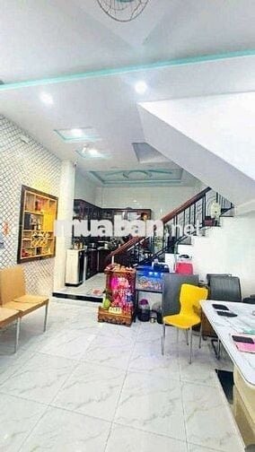 Bán nhà trung tâm Quận 11 đường Xóm Đất - ngang hơn 5m, Quận 11