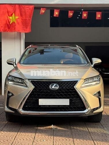 Lexus RX300 2018, giá hợp lý so với cây số ODO