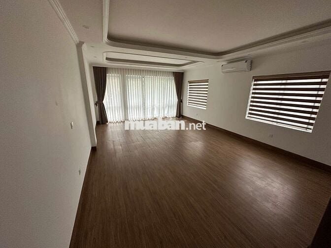 Cho thuê văn phòng KĐT Định Công, nhà mới thoáng, hoàn thiện cực đẹp