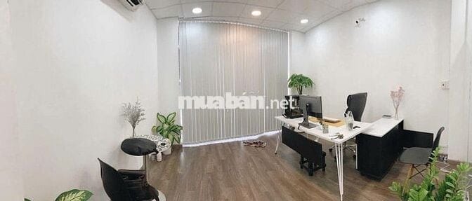 cần cho thuê VP 755 Lũy bán Bích tầng 5 , giá tốt  có sẵn nội thất