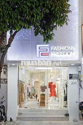 CHO THUÊ SIÊU PHẨM NHÀ MẶT TIỀN 100 NGUYỄN TRÃI QUẬN 1,4 TẦNG MỞ HẬU