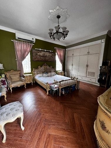 Bán villa pháp Đặng Thúc Vịnh 