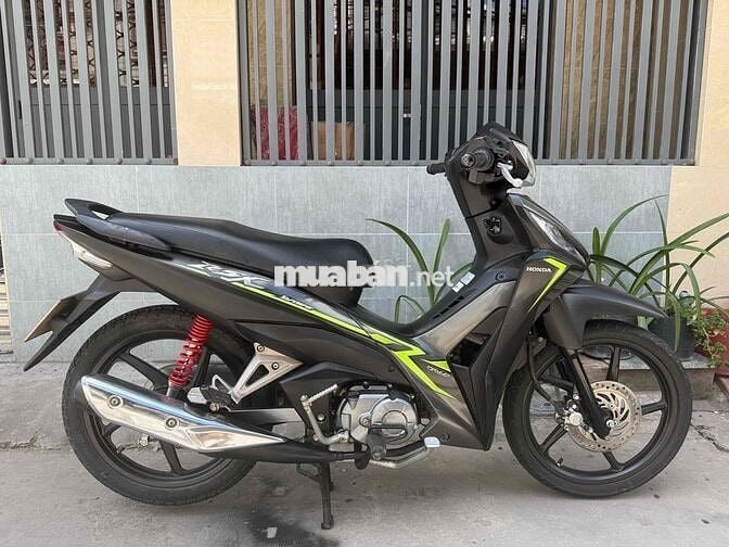 RSX Fi đời 2019 xe đẹp máy zin êm đúng chủ 12tr5