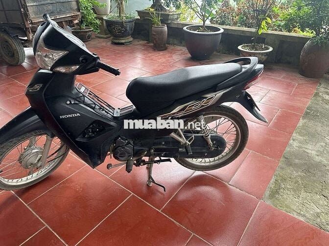 Xe máy Honda Wave A 110cc màu đen 2020