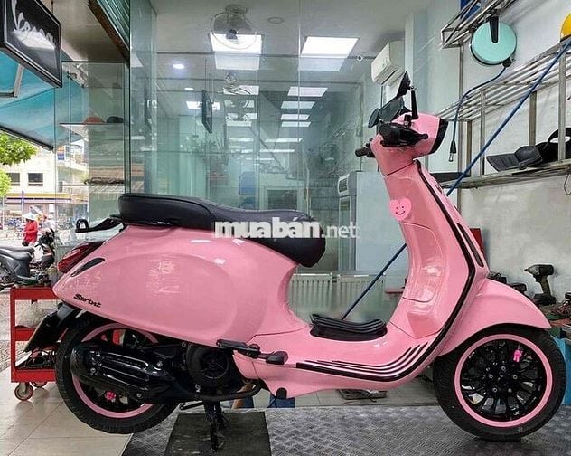 Bán Vespa Sprint 125, đời 2018, xe ít đi