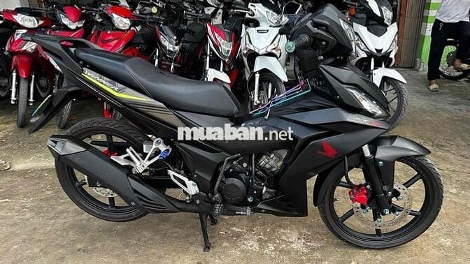 Winner 150 đen nhám 2018 ( hỗ trợ góp )