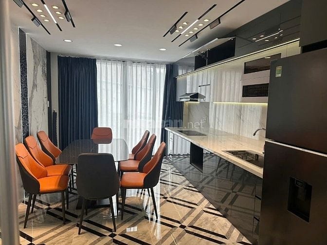 BÁN NHÀ : nhà 5 tầng tiện nghi thoáng mát, xây mới 100% .