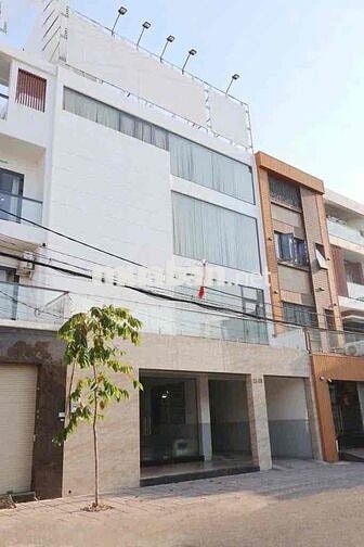 Cho thuê toà nhà văn phòng đg số 54 có thang máy + nội thất giá 50tr