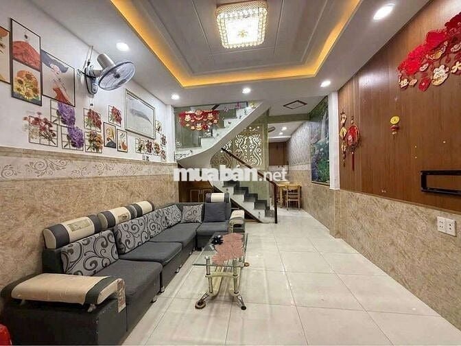 🆘️Cho thuê nguyên xăn, p.9, GV, đủ nội thất, ở ngay.