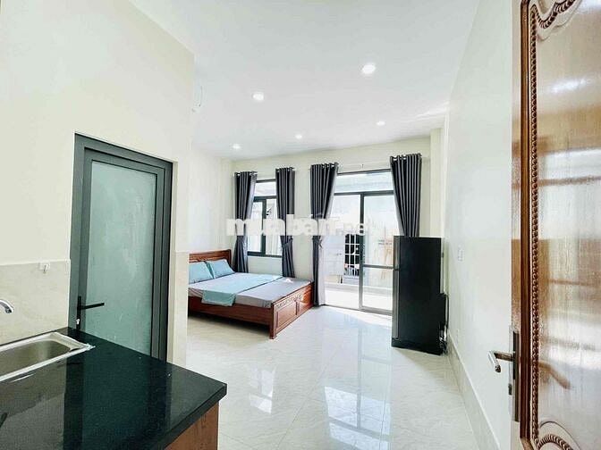 Căn Hộ Ban Công Thoáng Mát Ngay CV Gia Định