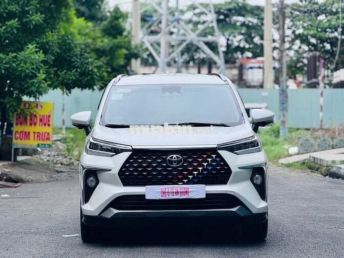Toyota Veloz Cross 2024 mới tinh
