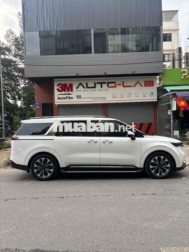 Dư dùng nên cần bán chiếc carnival 1chủ