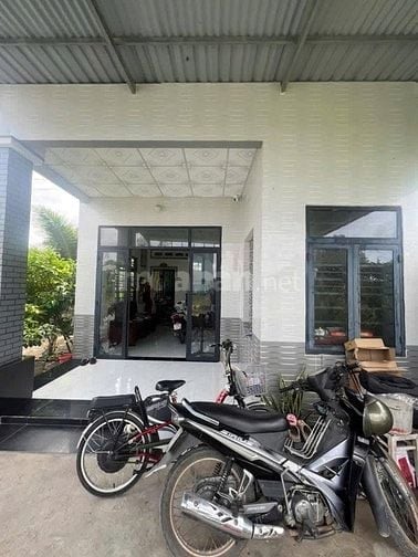 Bán Nhà Của Ông Bà để về với con cháu. 150m2- Sổ hồng riêng 890tr