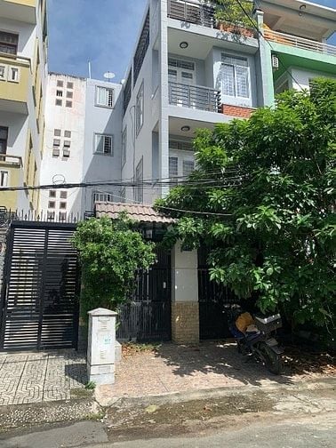 Bán nhà đường 328 Cao Lỗ P4Q8. 6x20m 3 lầu