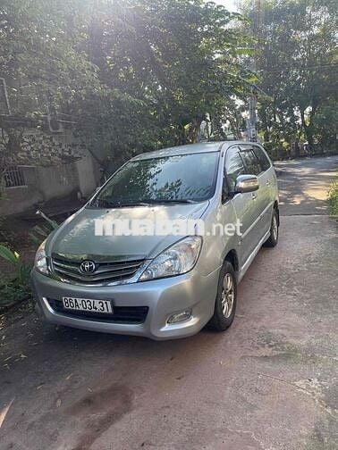 Toyota Innova 2008 J - 124846 km